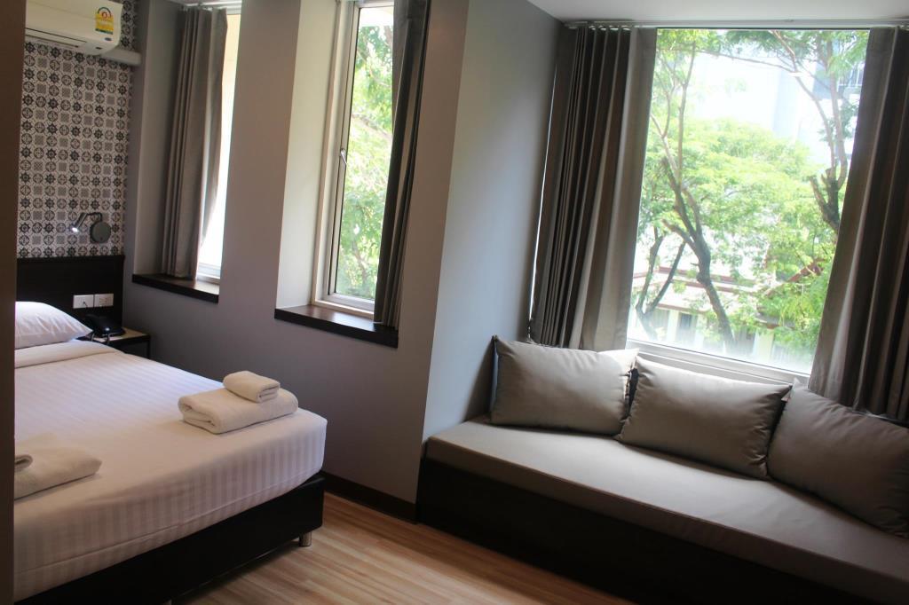 Ywca Hotel Bangkok Exterior foto